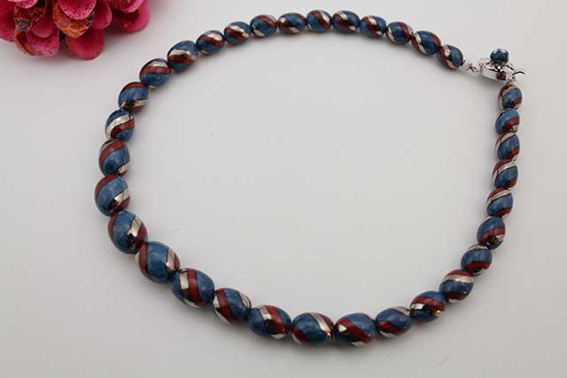 有田焼最高級磁器玉ネックレス 染錦銀彩ライン