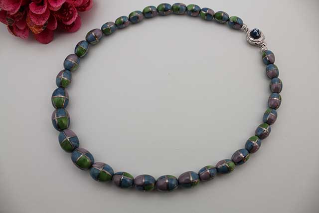 有田焼最高級磁器玉ネックレス 染錦銀彩市松紋様