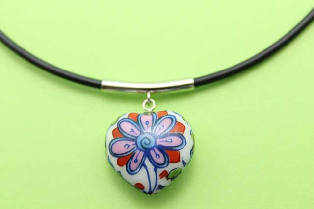 有田焼ハート型チョーカーネックレス 花唐草