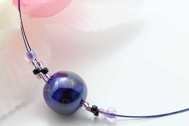 有田焼ビーズワイヤーネックレス るりブルー