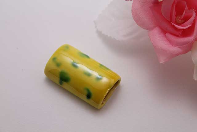 有田焼帯留 黄グリーン　筒型