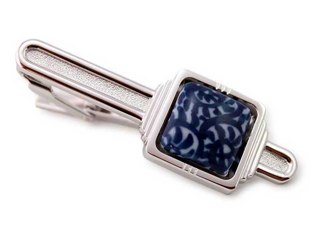 純銀製有田焼タイピン 染付たこ唐草