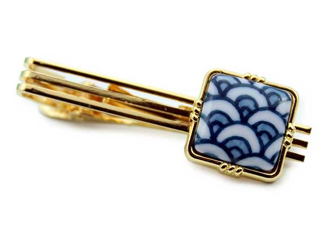 有田焼タイピン 染付青海波 角型