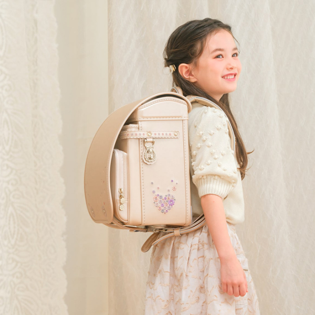 2027 ニノニナランドセル 『フェリーチェ』