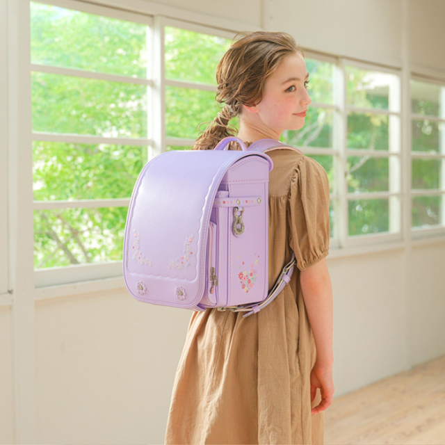 【☆毎日の通学が楽しくなるランドセル☆】　 2027ニノニナランドセル 『ラ・フルール』　☆身幅調整が出来るランドセル☆