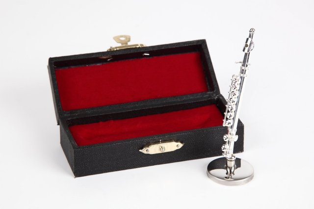 【美品】　ノーブランド品　フルート ミニチュア楽器（フィギュア）フルート カラーシルバー 金属製 1