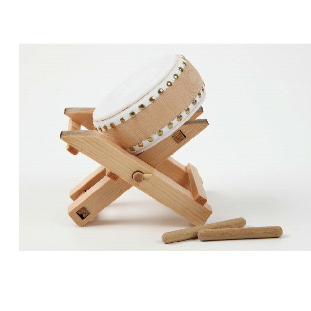 ミニチュア楽器 平太鼓 （直径：5.5cm）フィギュア 和太鼓 バチ付き