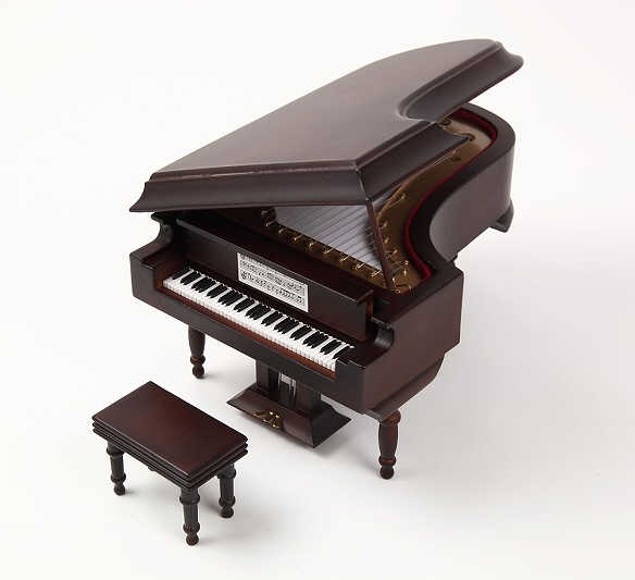 ミニチュア楽器 フィギュア グランドピアノ 18cm ブラウン（茶色） （約18x12x10cm) 飾り物です音はなりません