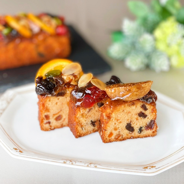ドライフルーツがたっぷりのプレミアムフルーツケーキ ギフト対応ー