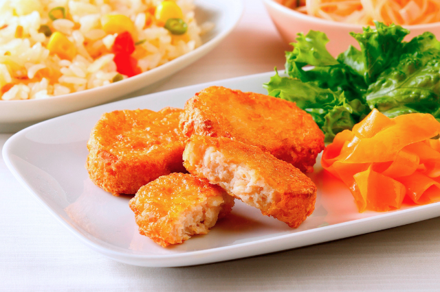 【冷凍】 国産鶏肉使用チキンナゲット (20g×20個)