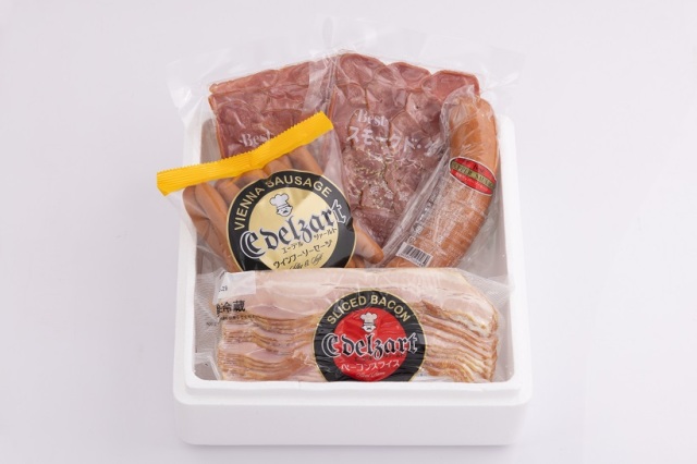 冷蔵】ウインナーソーセージ5個セット(s94090) 日東ベスト オンライン