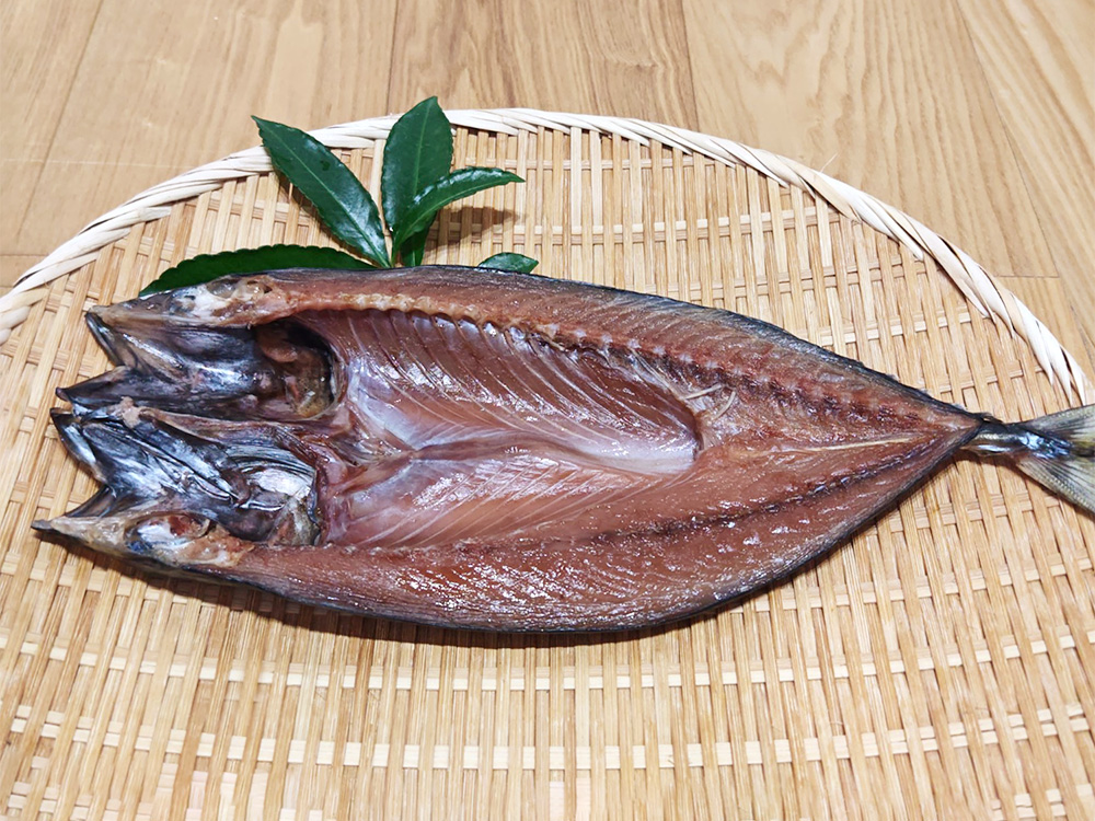 サバ開き　いしるだし干し