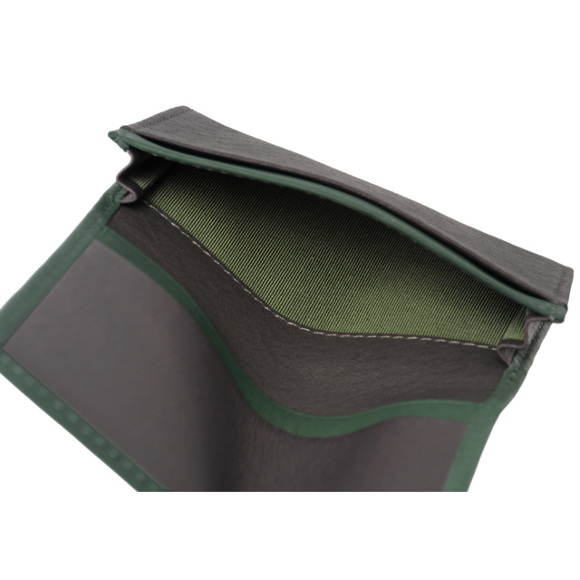 【ヘレナ】二つ折り財布(小銭入れ付き札入)■テネレッツァ