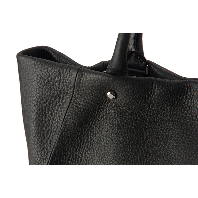 トゥージュール