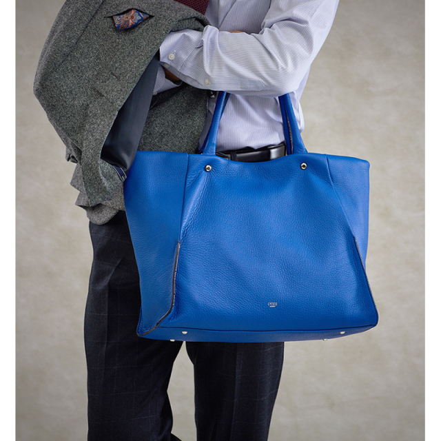 トゥージュール