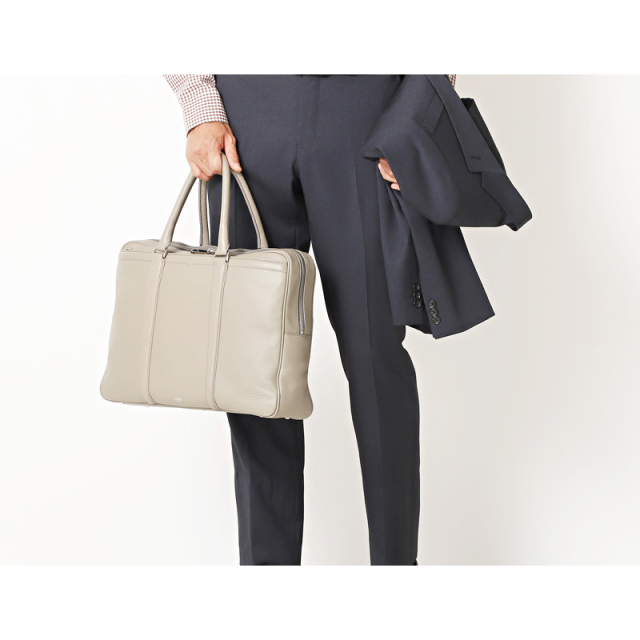 トゥージュール