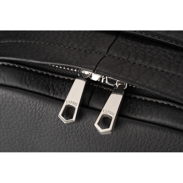 トゥージュール