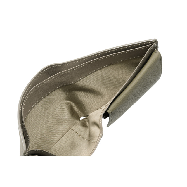 【キプリス】二つ折り財布(ＢＯＸ小銭入れ付き札入)■フォーミーキップ