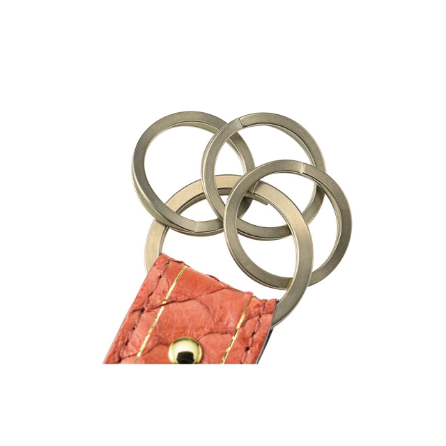 【キプリス】キーホルダー（旗）■MADAI -Ocean Leather-