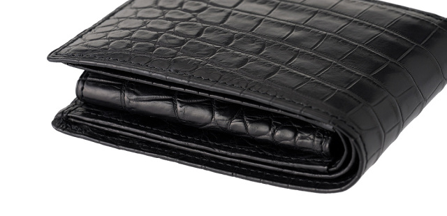 【CYPRIS COLLECTION】二つ折り財布(小銭入れ付き札入)■マットクロコダイル