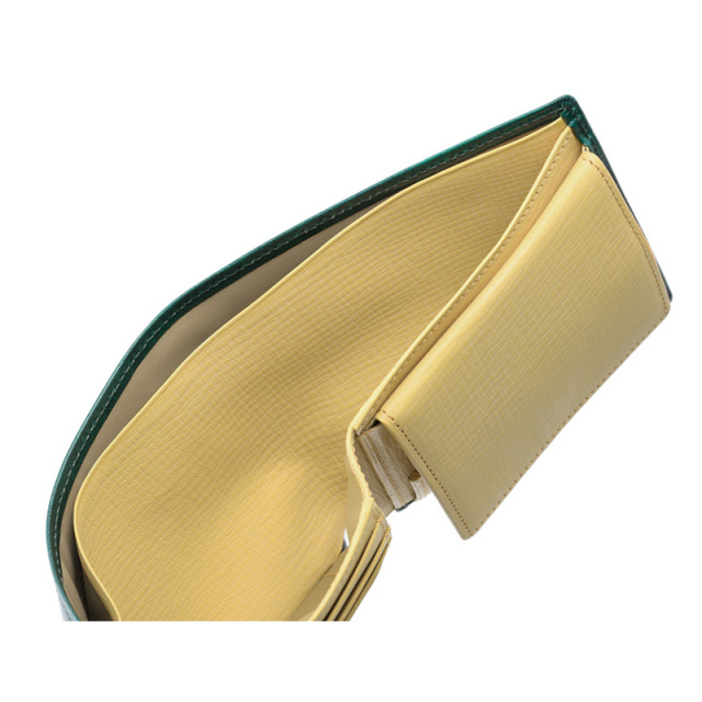 【キプリス】二つ折り財布(ＢＯＸ小銭入れ付き札入)■シラサギレザー