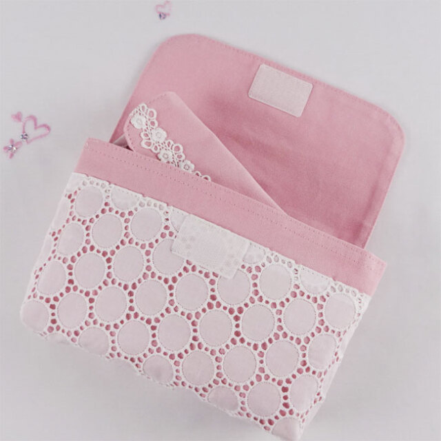 お弁当袋 【 レース・刺繍 ピンク】 マジックテープ 横入れ 封筒型