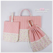【2日以内発送】 入園入学グッズ New 3点セット【大きめレッスンバッグ ・上履き入れ・巾着袋】 幼稚園 保育園 小花 ピンク リバティ風 女の子用