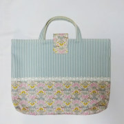 蓋つきレッスンバッグ