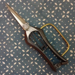 輪付き芽切り両200-1