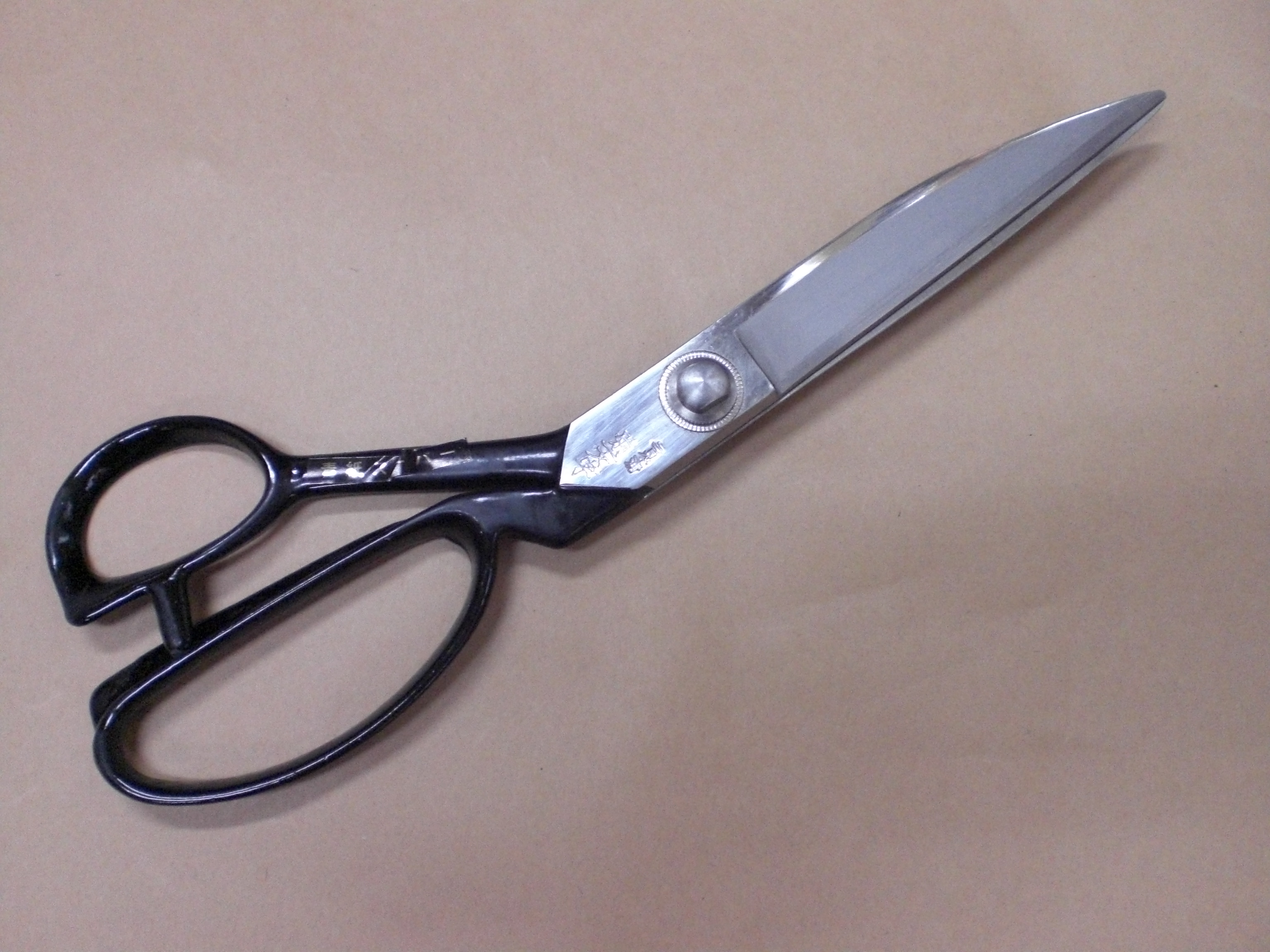 裁ちはさみ　青鋼　八寸