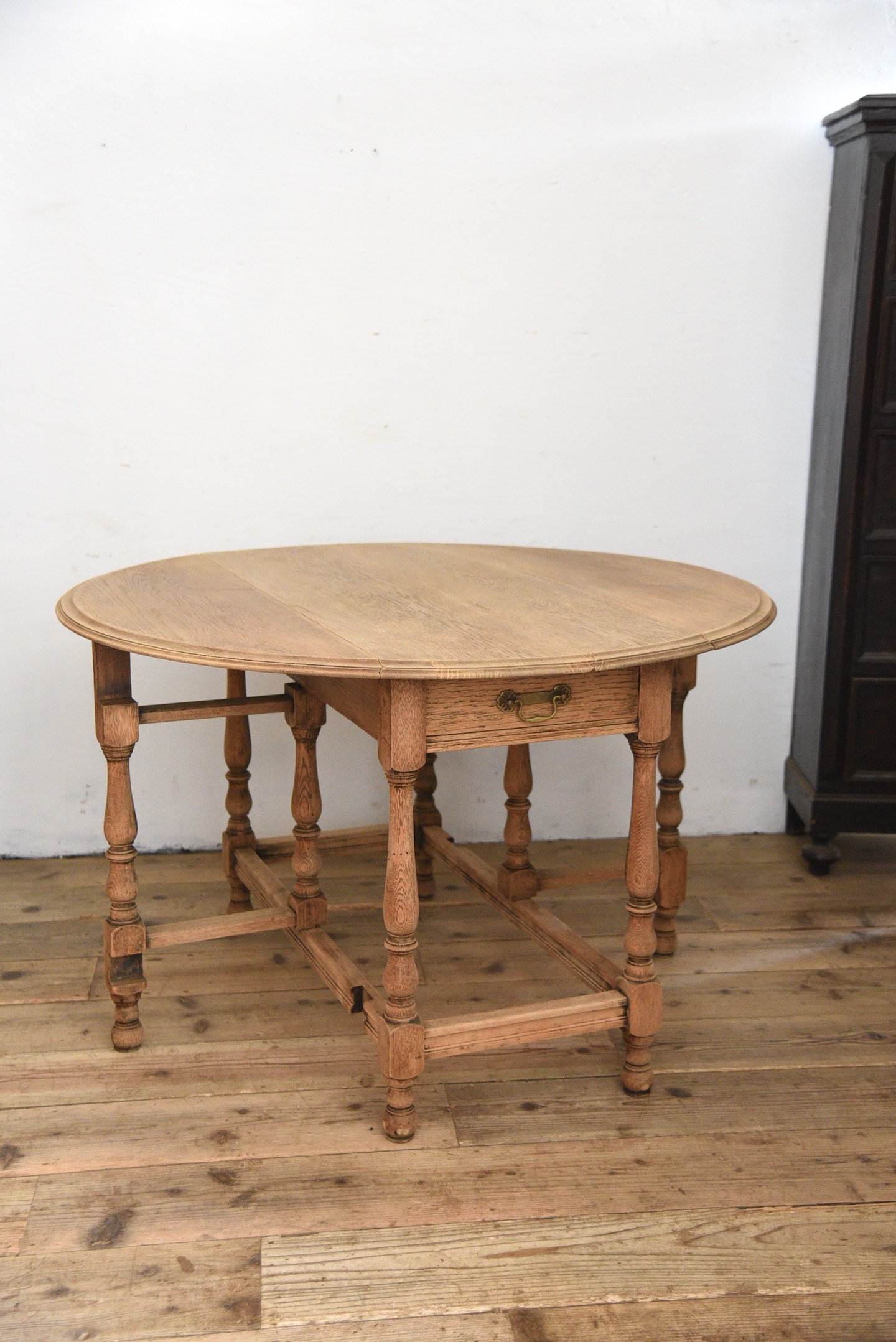 アンティーク　ドロワー　ダイニングテーブル　ゲートレッグテーブル　剥離