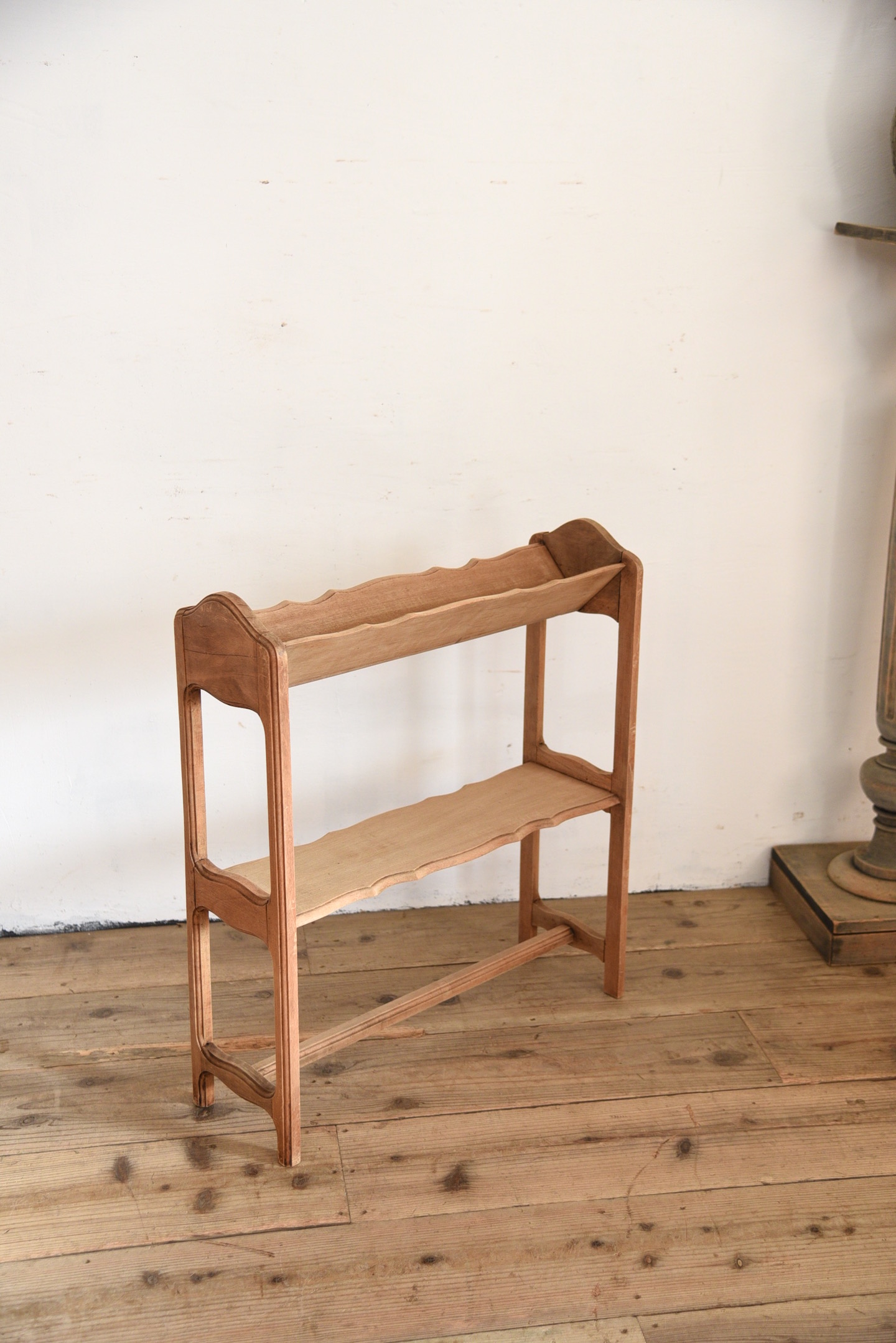 アンティーク　ブックスタンド　ブックケース　剥離　フレンチ