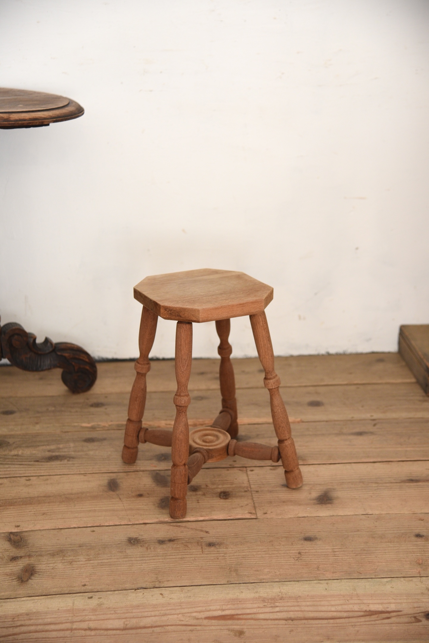 アンティーク　剥離　ヴィンテージ　スツール　花台　サイドテーブル　２