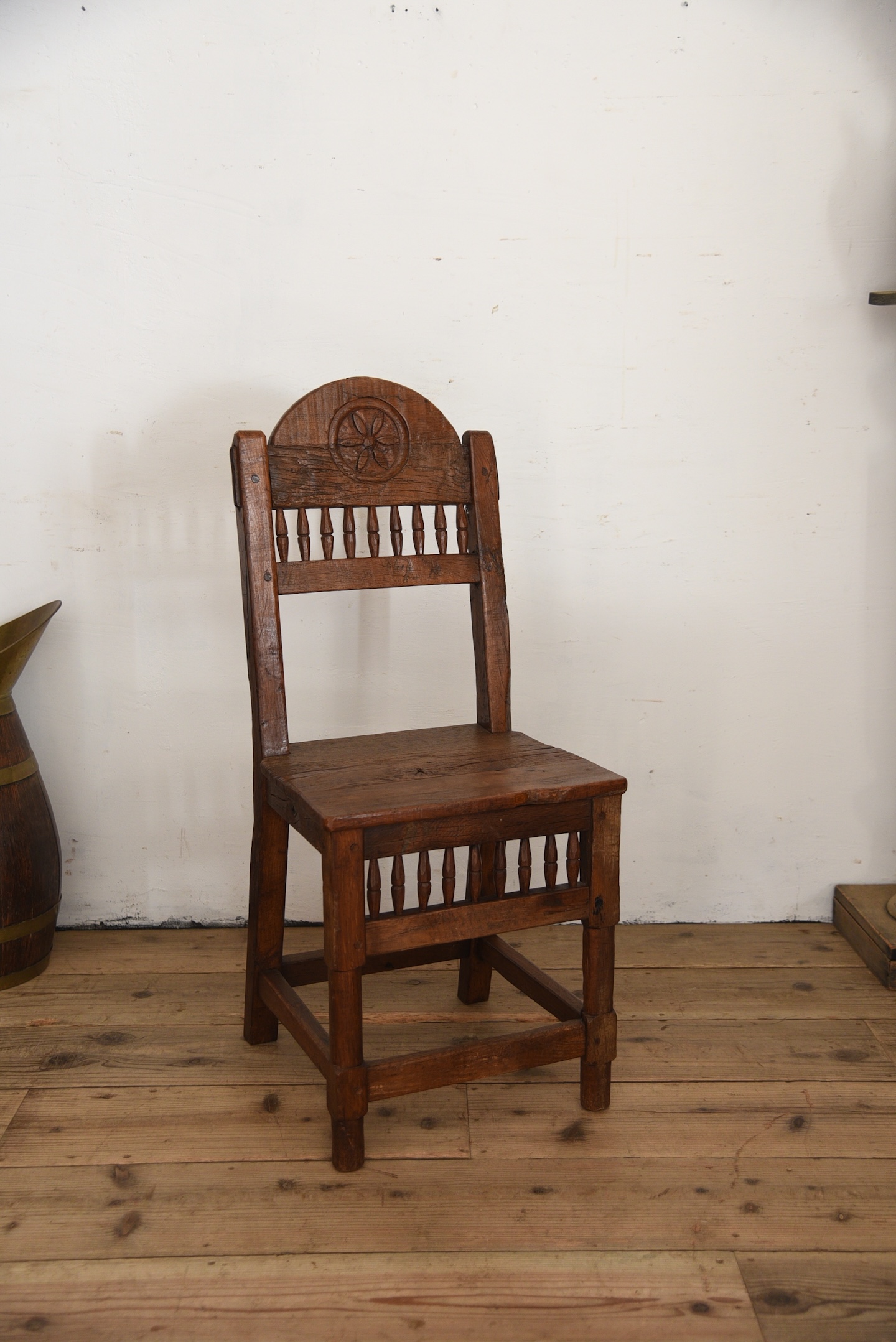 アンティーク　チェア　チャーチチェア　ダイニング　飾り椅子　フレンチ　２