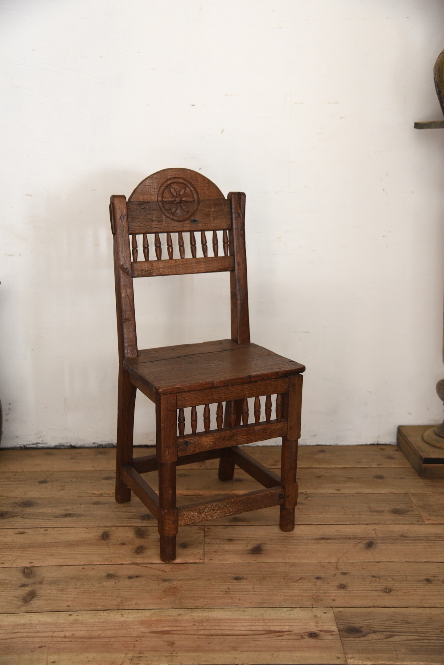 アンティーク　チェア　チャーチチェア　ダイニング　飾り椅子　フレンチ　３