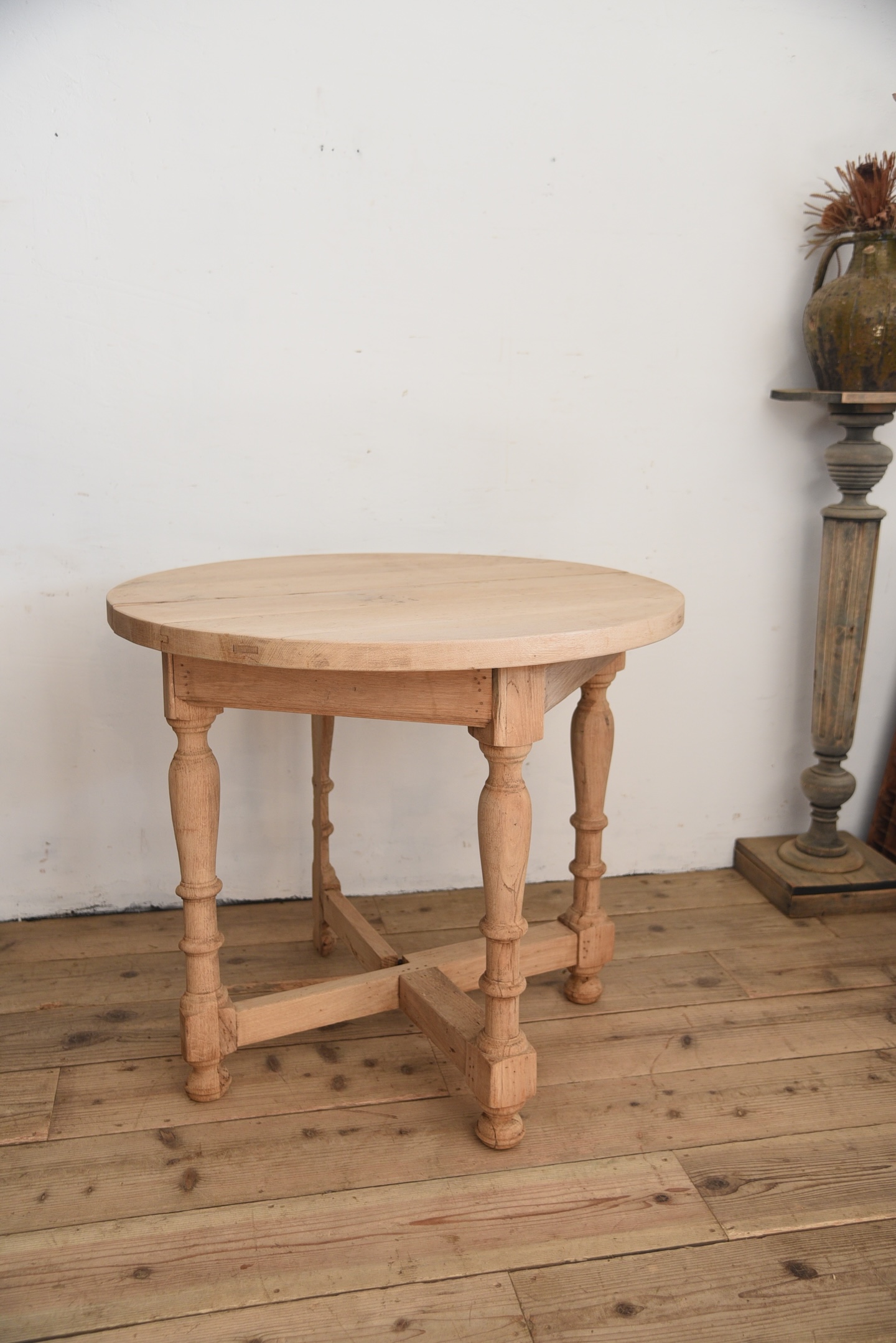 アンティーク　ヴィンテージ　ドロップリーフ　テーブル　サイドテーブル　ラウンドテーブル　剥離　フレンチ