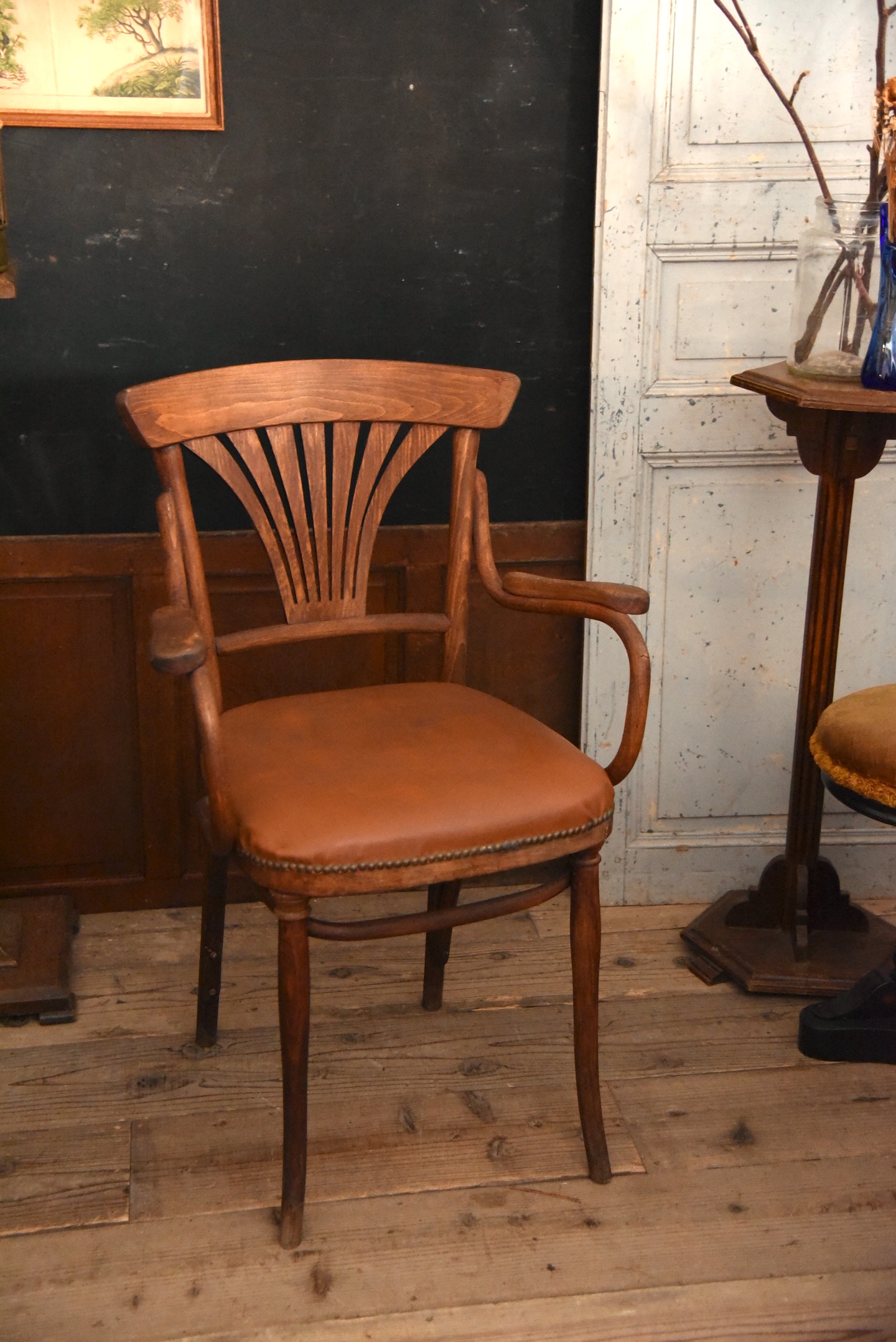 アンティーク　ベントウッドチェア　アームレスト付き　トーネット　THONET