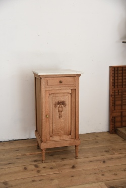 アンティーク　大理石　フレンチ　ベッドサイドテーブル　剥離　ナイトテーブル　１