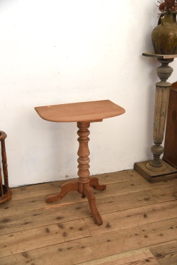 アンティーク　半円　サイドテーブル　カフェテーブル　剥離　フレンチ