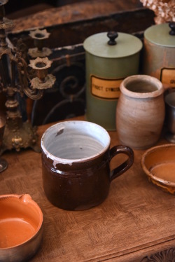 アンティーク　陶器　取手付き　茶色カップジャー
