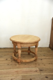 アンティーク　ラウンド　コーヒーテーブル　剥離　フレンチ　サイドテーブル