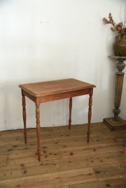 table テーブル