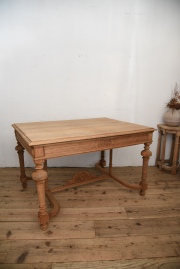 アンティーク　フレンチ　ダイニングテーブル　剥離　ディスプレイ