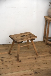 アンティーク　スツール　フレンチ　花台　オールド　腰掛け