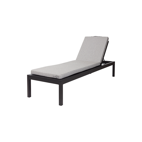 SUNDAYS サンラウンジャー