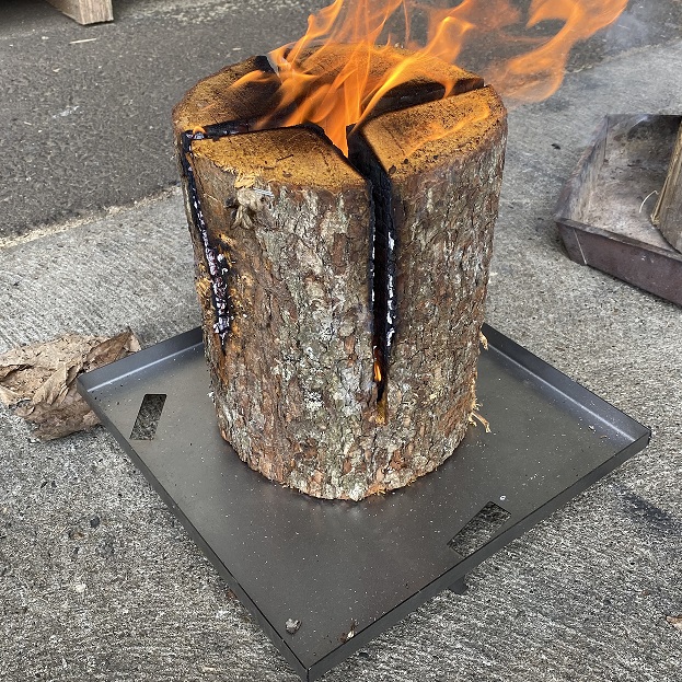 スウェーデントーチ台01