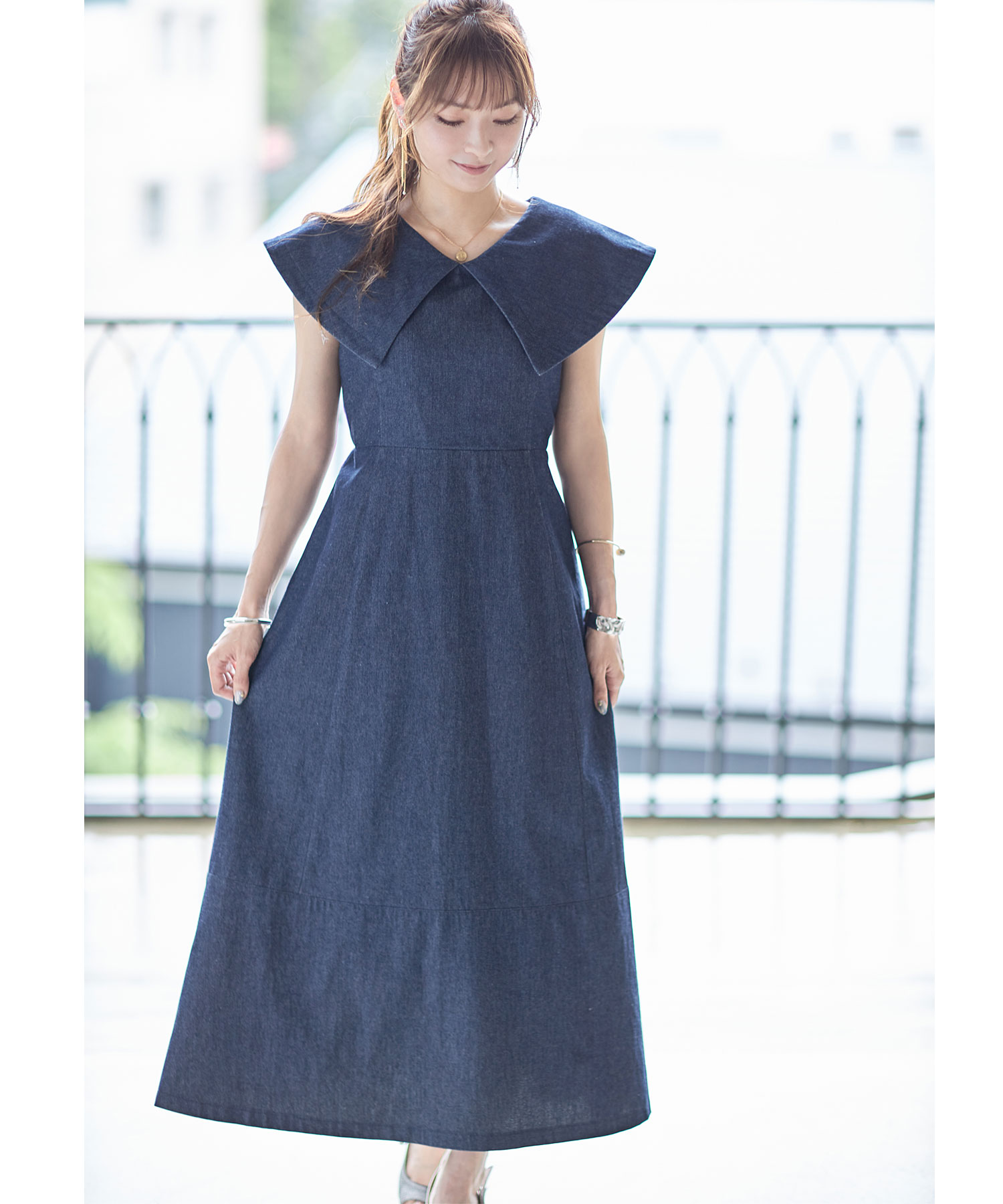 《成瀬愛里さん着用》ビッグカラーワンピース