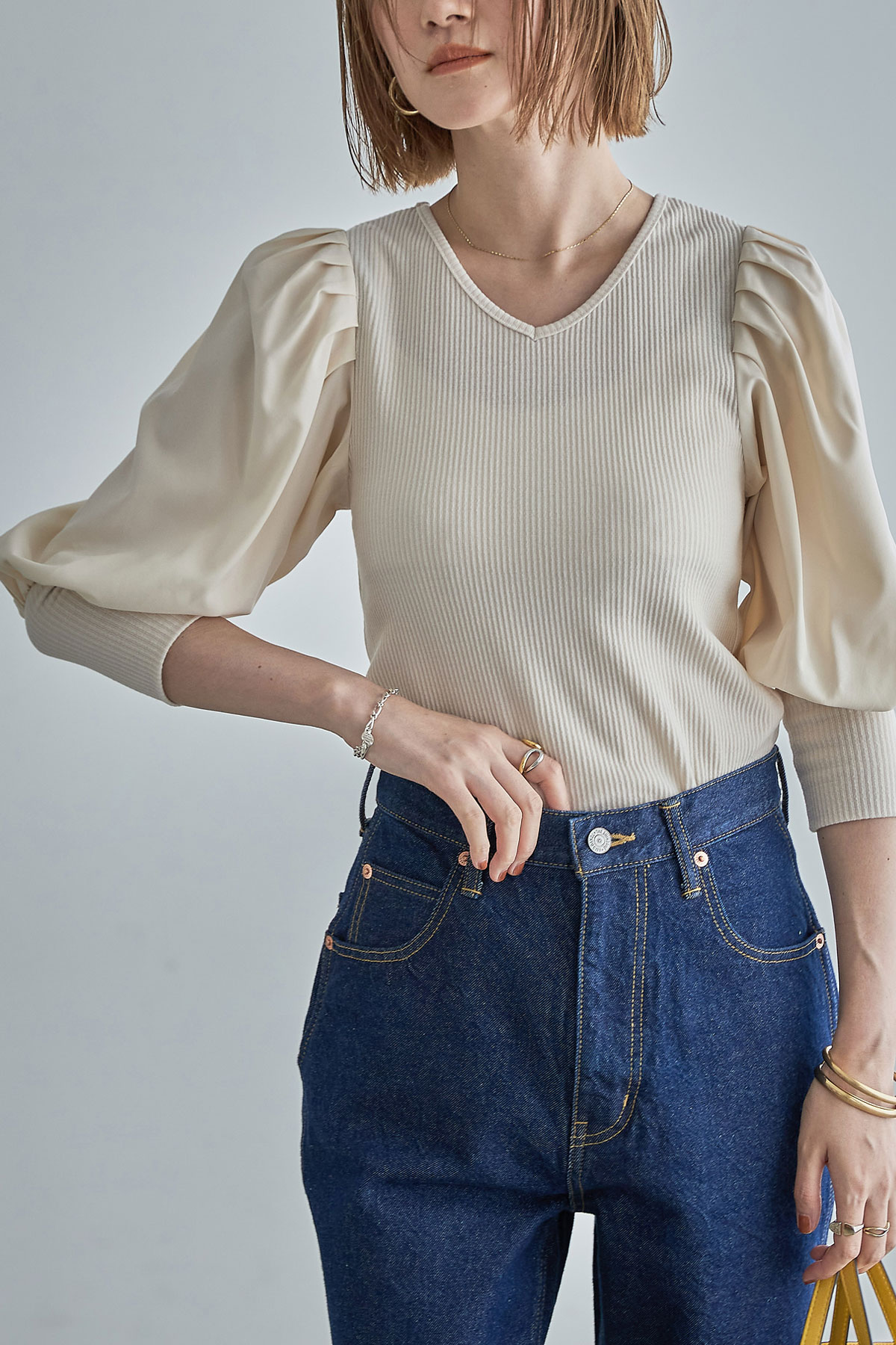 パフスリーブニットソープルオーバー