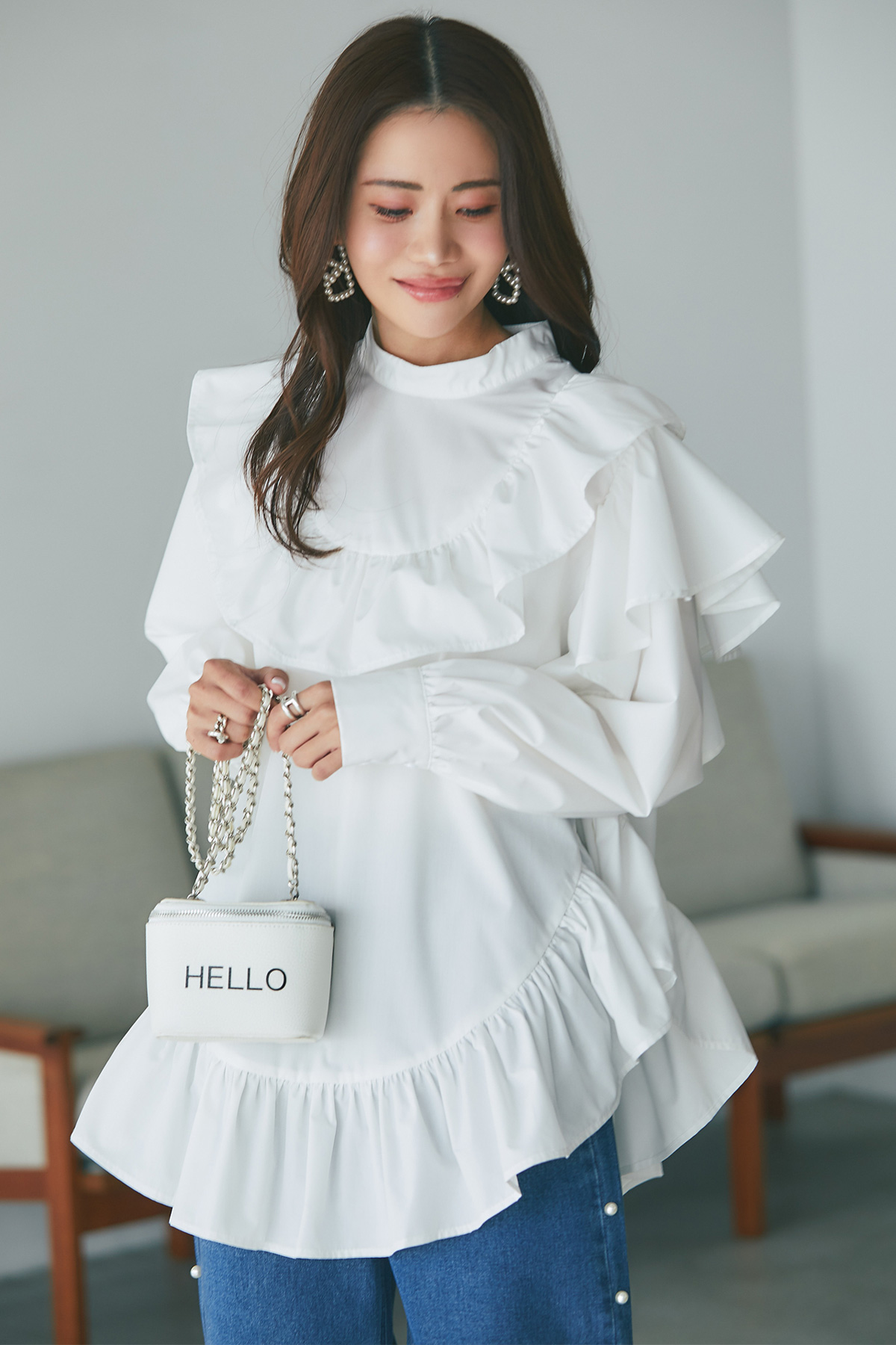 【丸山真菜さん着用】【小林有里さん着用】アシンメトリーフリルチュニック