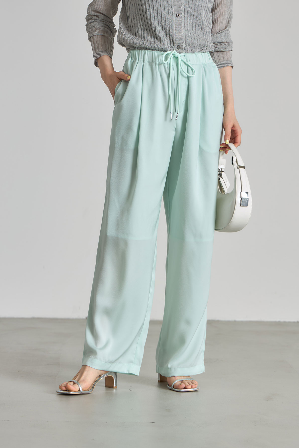 【7/5 SALE再値下げ！】サテンワイドパンツ＊SALE品につき返品/交換/注文確定後の変更キャンセル不可＊